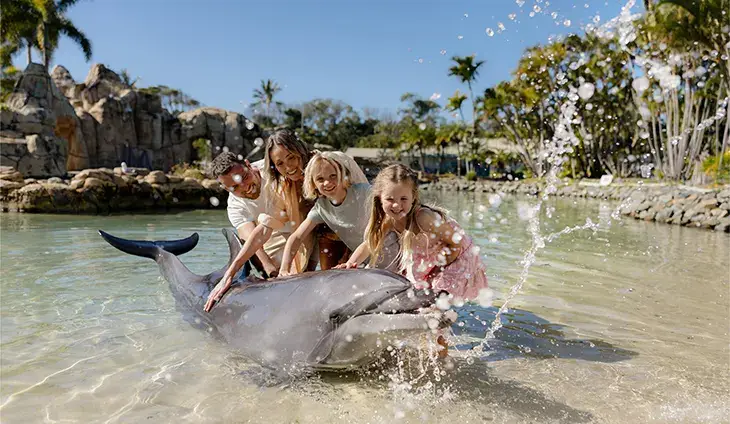 Australian Life Magazine - Win a family holiday on the Gold Coast!